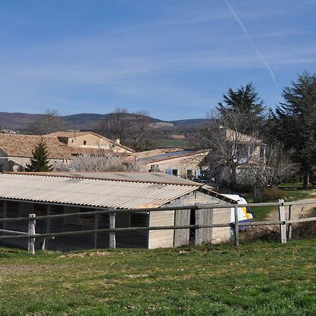 Le Petit Labouret Hotel Revest-du-Bion Kültér fotó